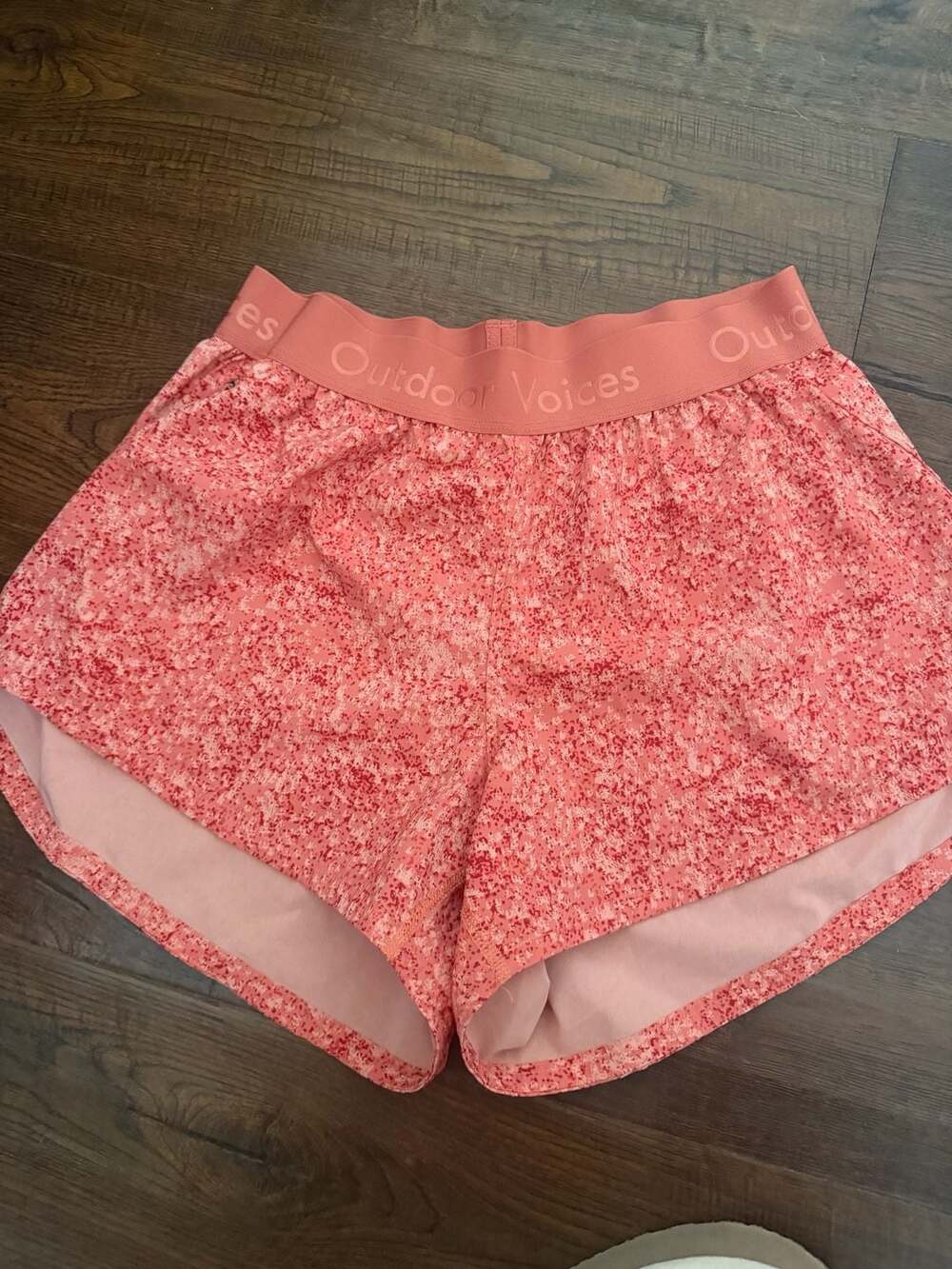 Outdoor Voices Shorts Size XS Red Pink Speckled Athletic